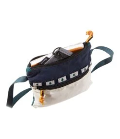 L.L.Bean Mountain Classic Crossbody Bag, Vacationland 10 L.L.Bean Mountain Classic Crossbody Bag, Vacationland -L.L.Bean 520078 0 46